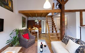 Sky'S The Limit! Spacey Loft